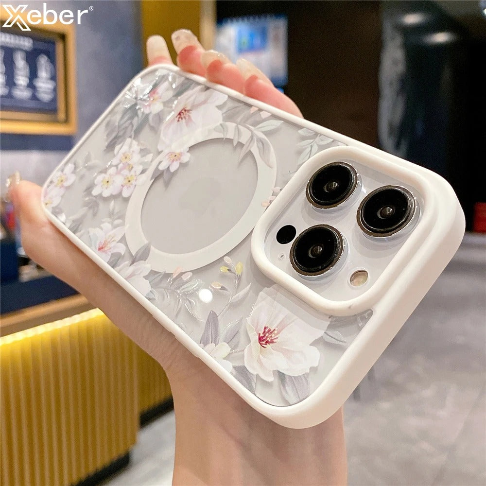 كفر آيفون شفاف مزين بالزهور – متوافق مع شحن MagSafe المغناطيسي